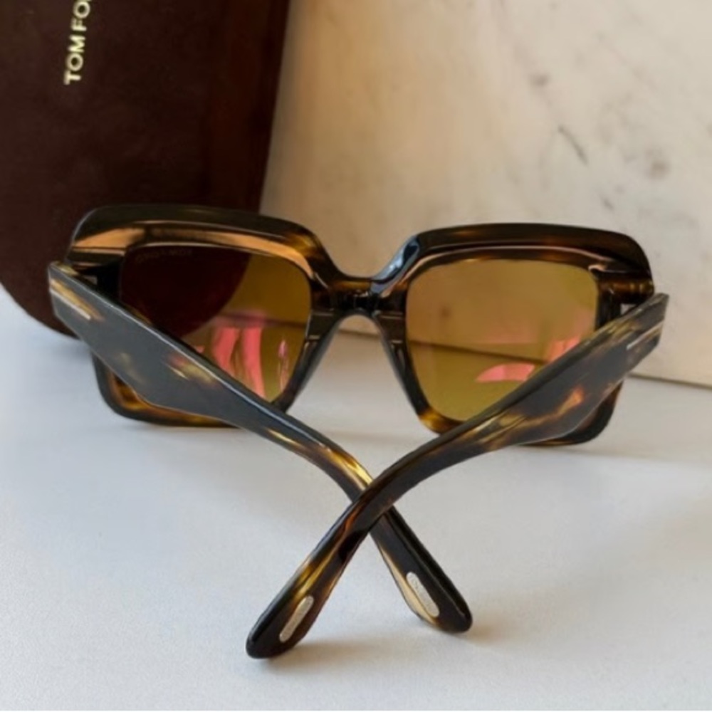 Excluded Tom Ford Sunglasses, New 295 - Picture 5 of 5